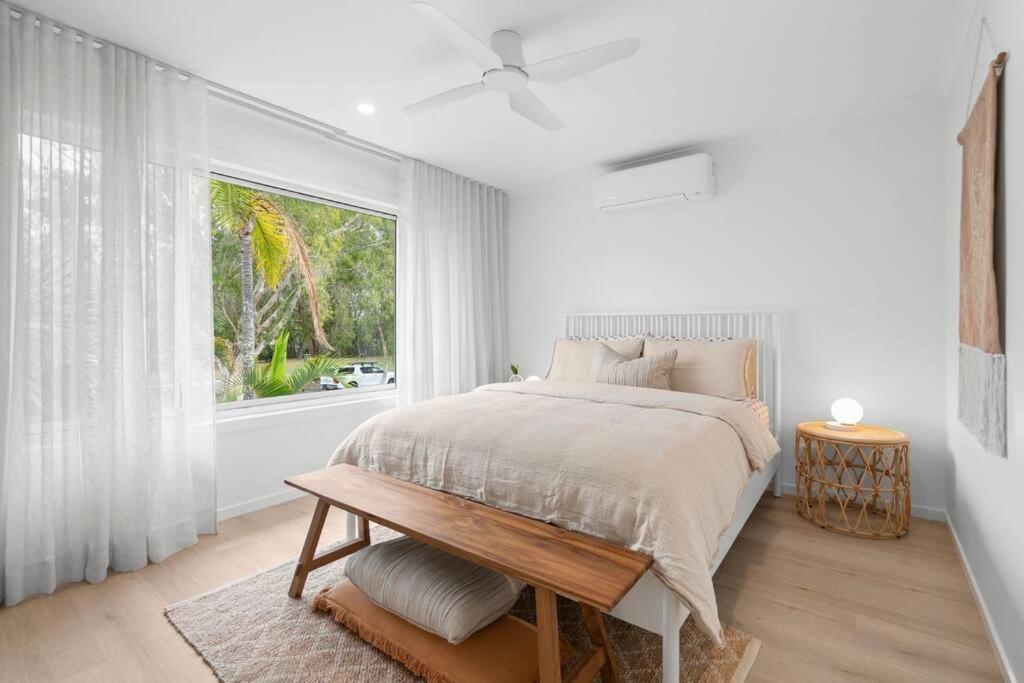 Appartamento Vibes At Five Noosa Noosaville Esterno foto